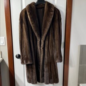 Elegant Brown Mink  Fur Coat
